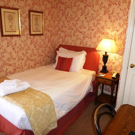 The Bear Hotel Devizes Ruang foto