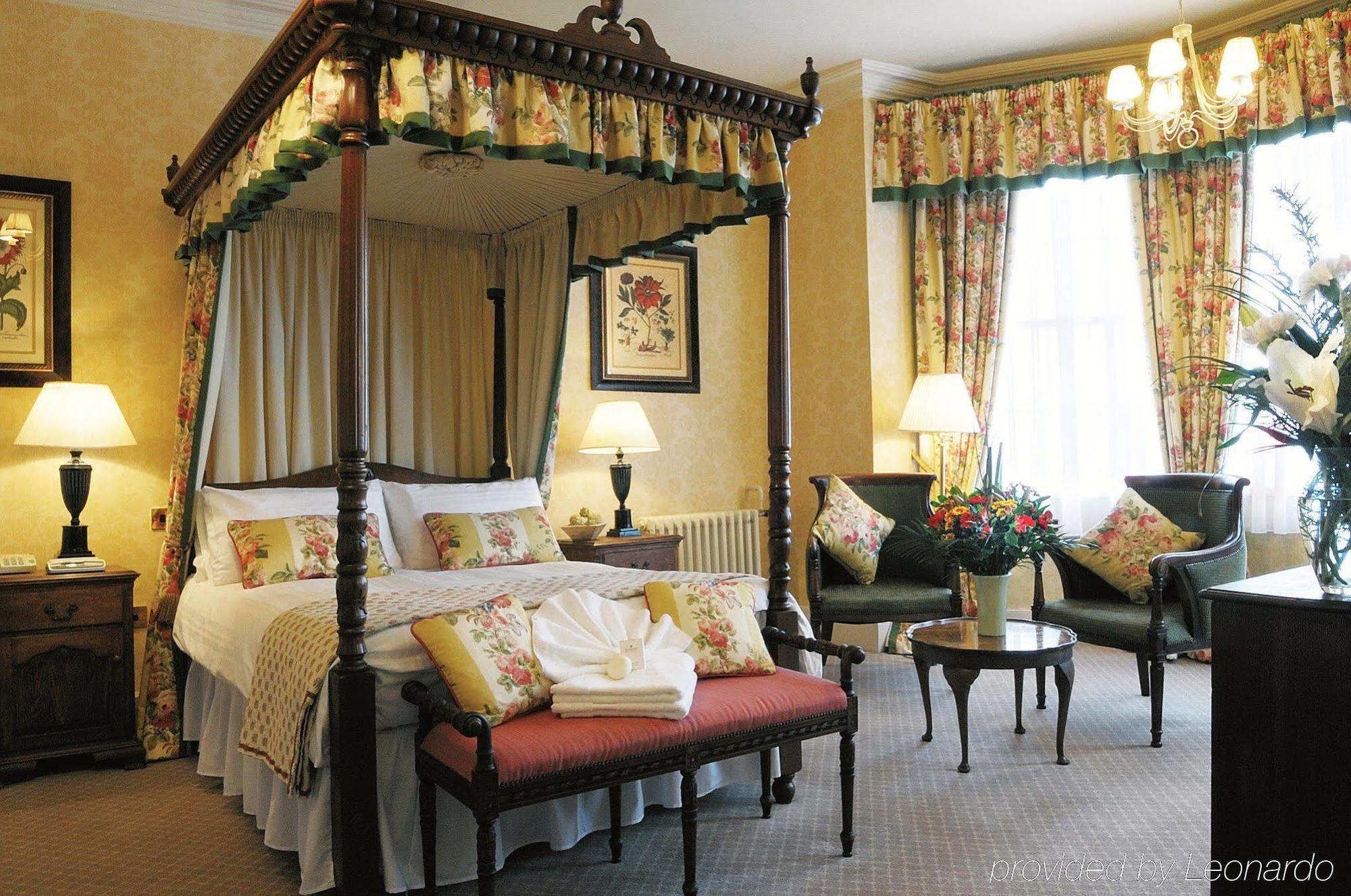 The Bear Hotel Devizes Ruang foto
